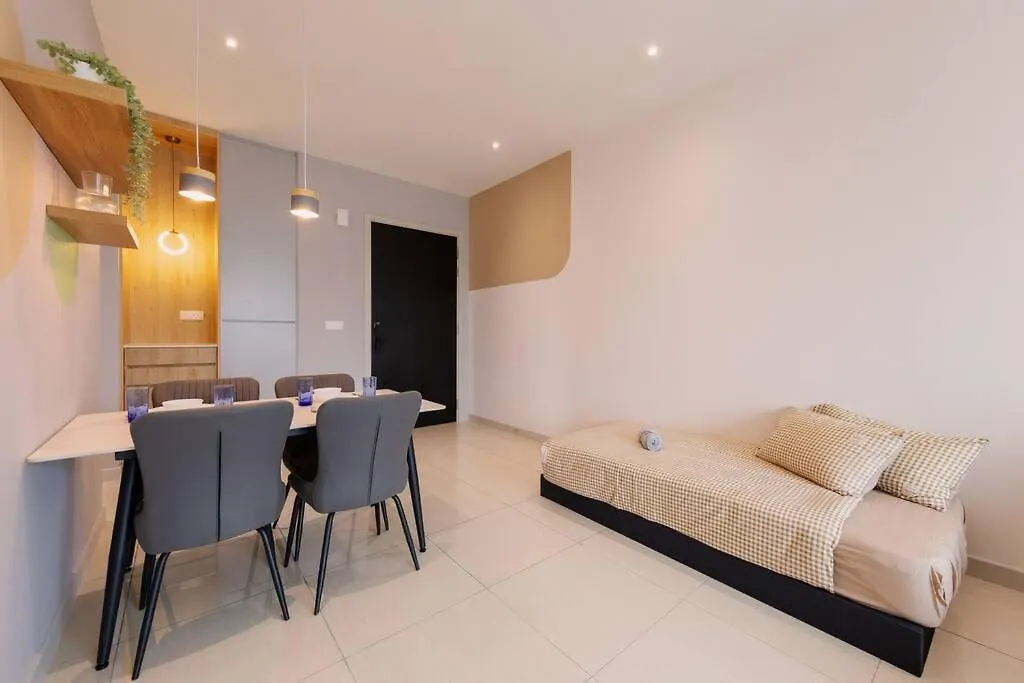 Datum Jelatek Balcony W Infinity Pool Linked Lrt Klccview Mall 吉隆坡 0*,  马来西亚