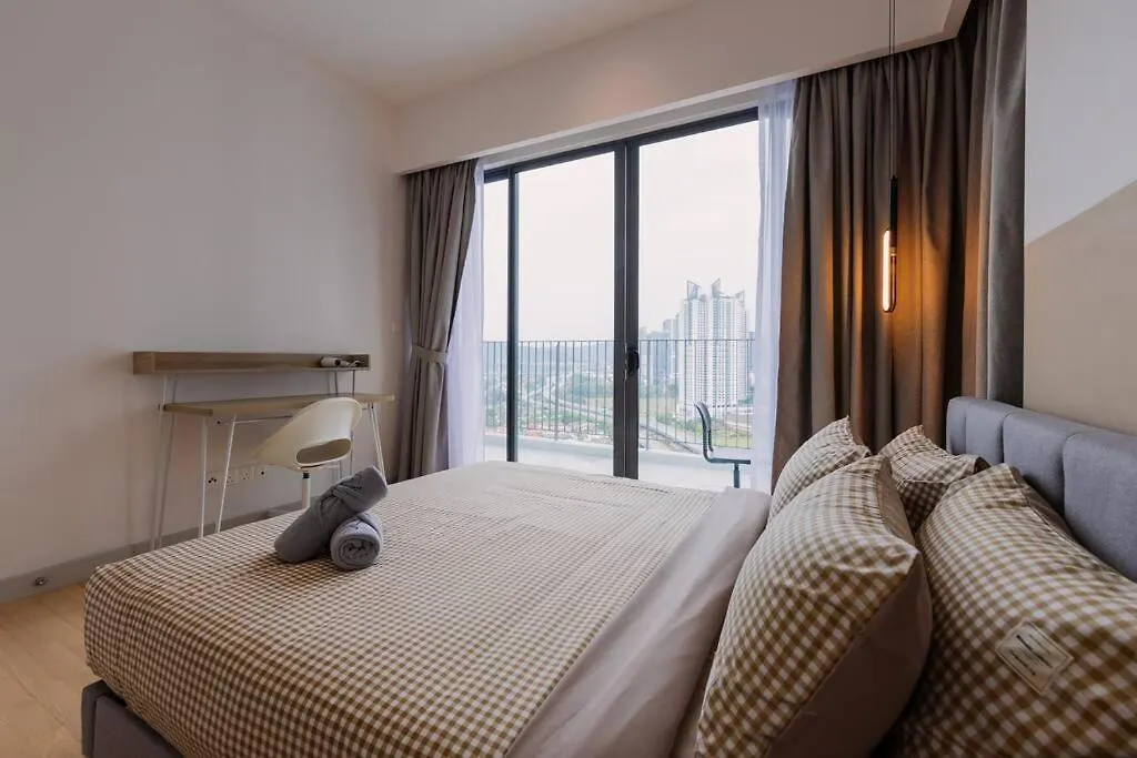 Datum Jelatek Balcony W Infinity Pool Linked Lrt Klccview Mall 吉隆坡
